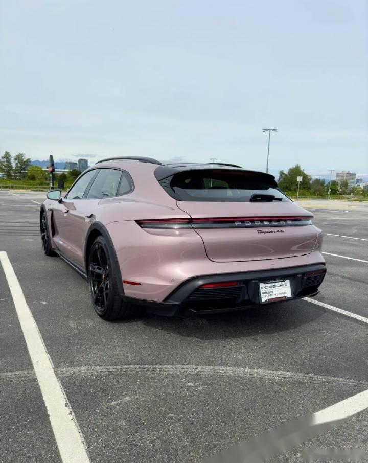 保时捷taycan因销量下滑而减产# 2021 年,保时捷交付了 41296