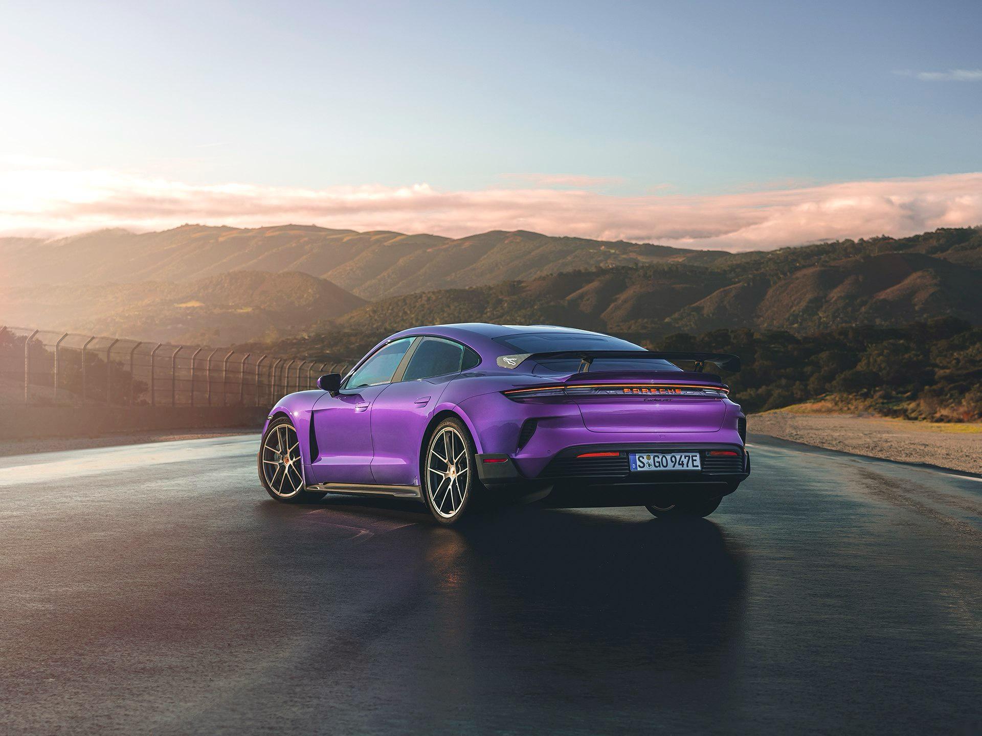 【保时捷taycan销量下滑减产】 如今受到经济大环境和中国新能源汽车