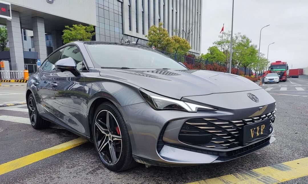 名爵mg7:我为之倾倒的b级轿跑车型