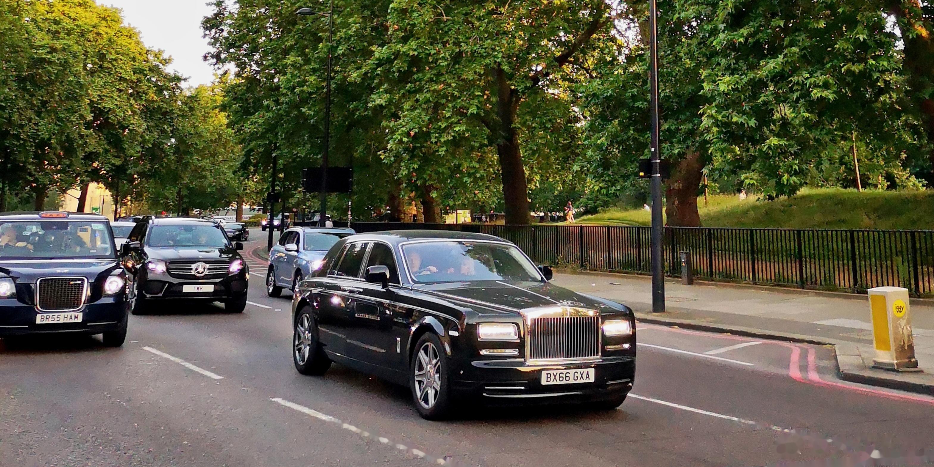 英国(伦敦) 劳斯莱斯 幻影七代 series 2 (19)