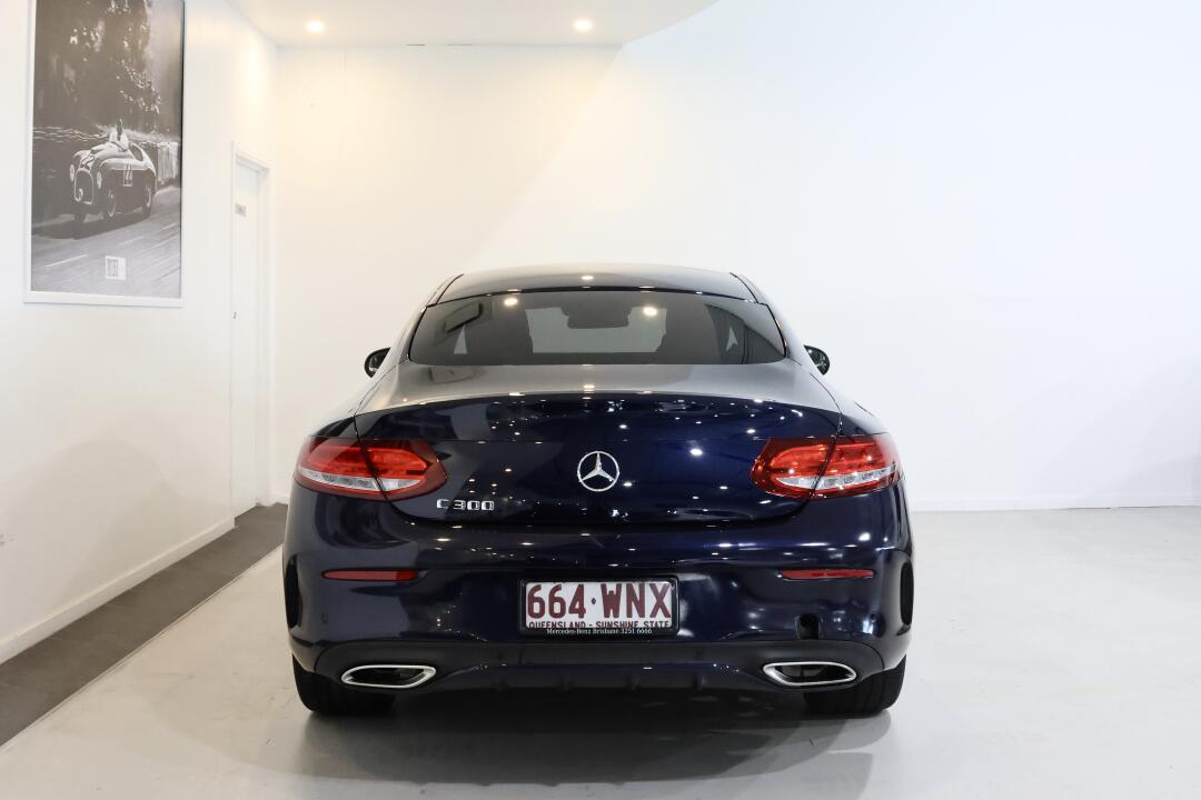 布里斯班二手车|16年奔驰c300 coupe