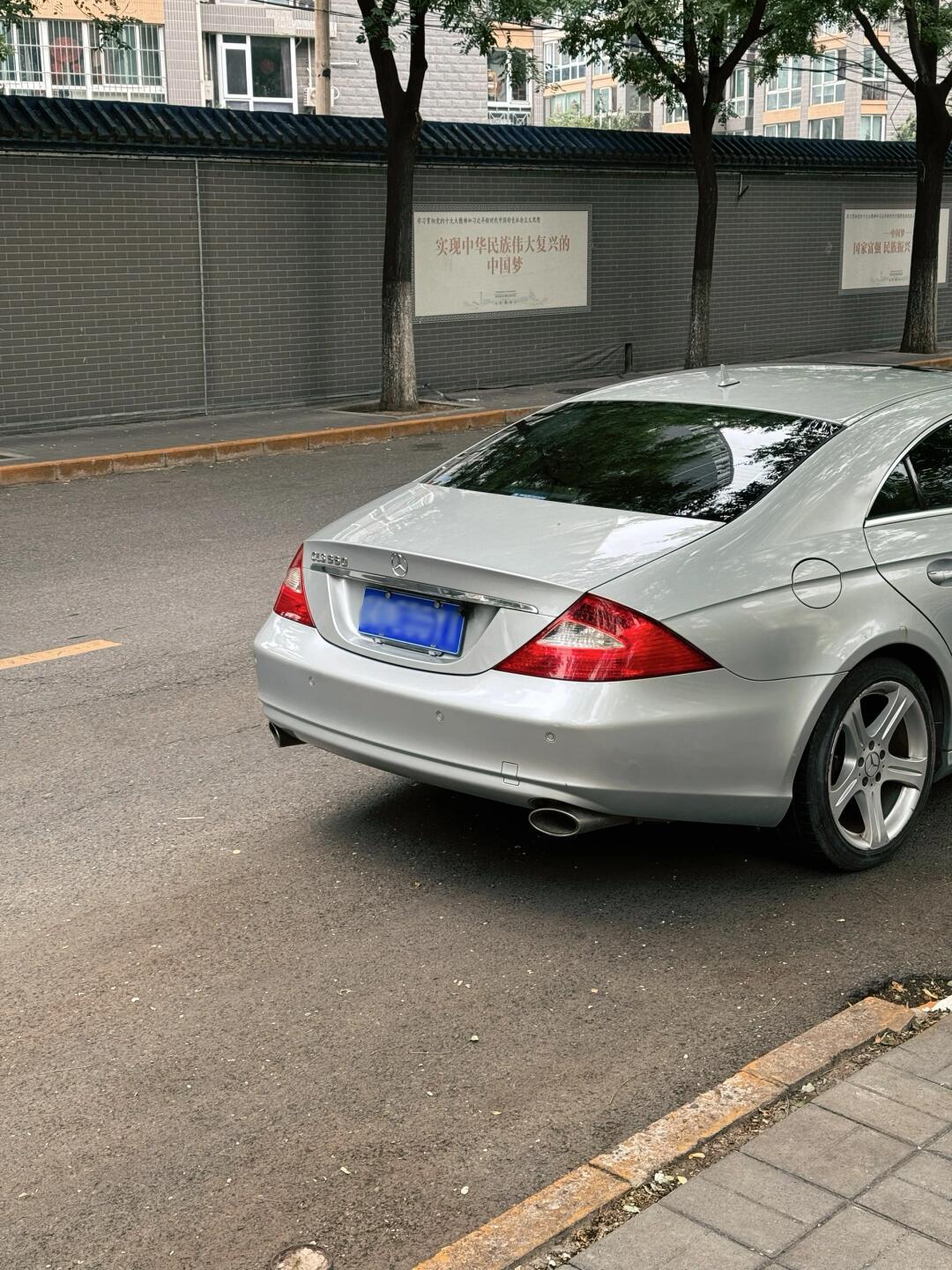 偶遇第一代奔驰cls_奔驰cls级社区_易车社区