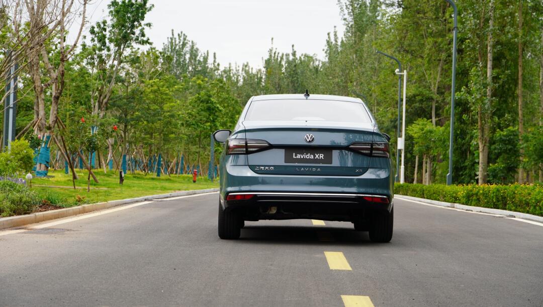 上汽大众40周年 朗逸新锐:性价比分析_朗逸社区_易车