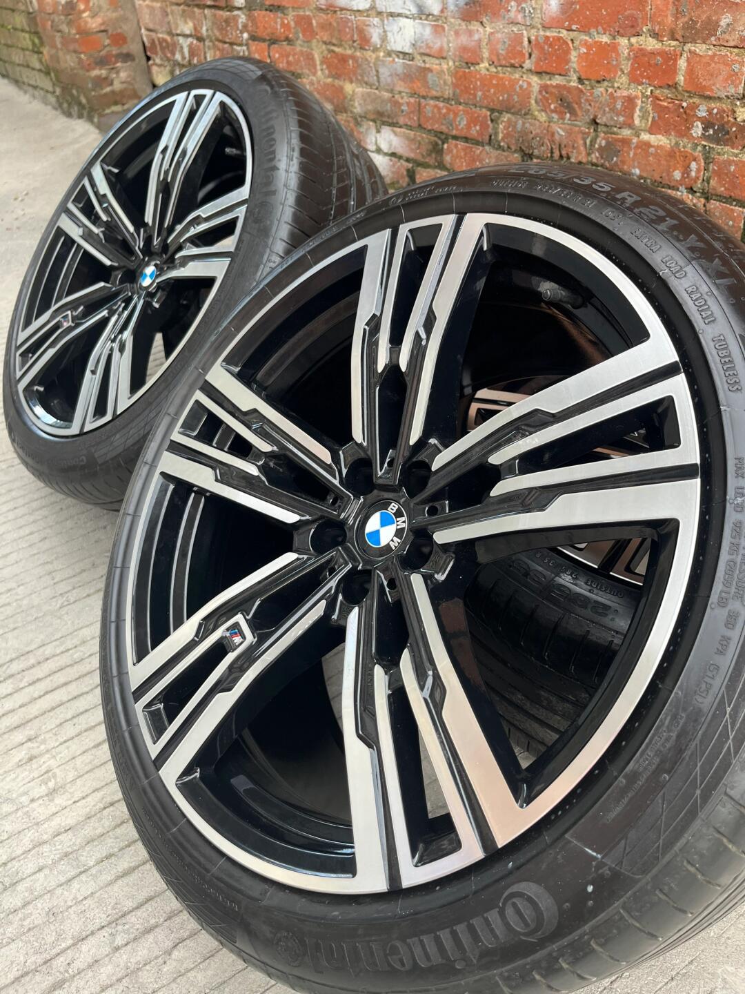 21寸宝马740尊享版原厂轮毂轮胎拆车套件