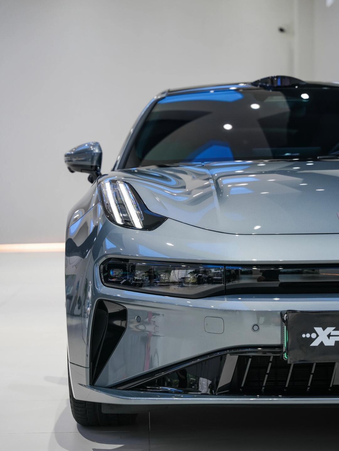 新款极氪001镭射灰真成小众选择啦?