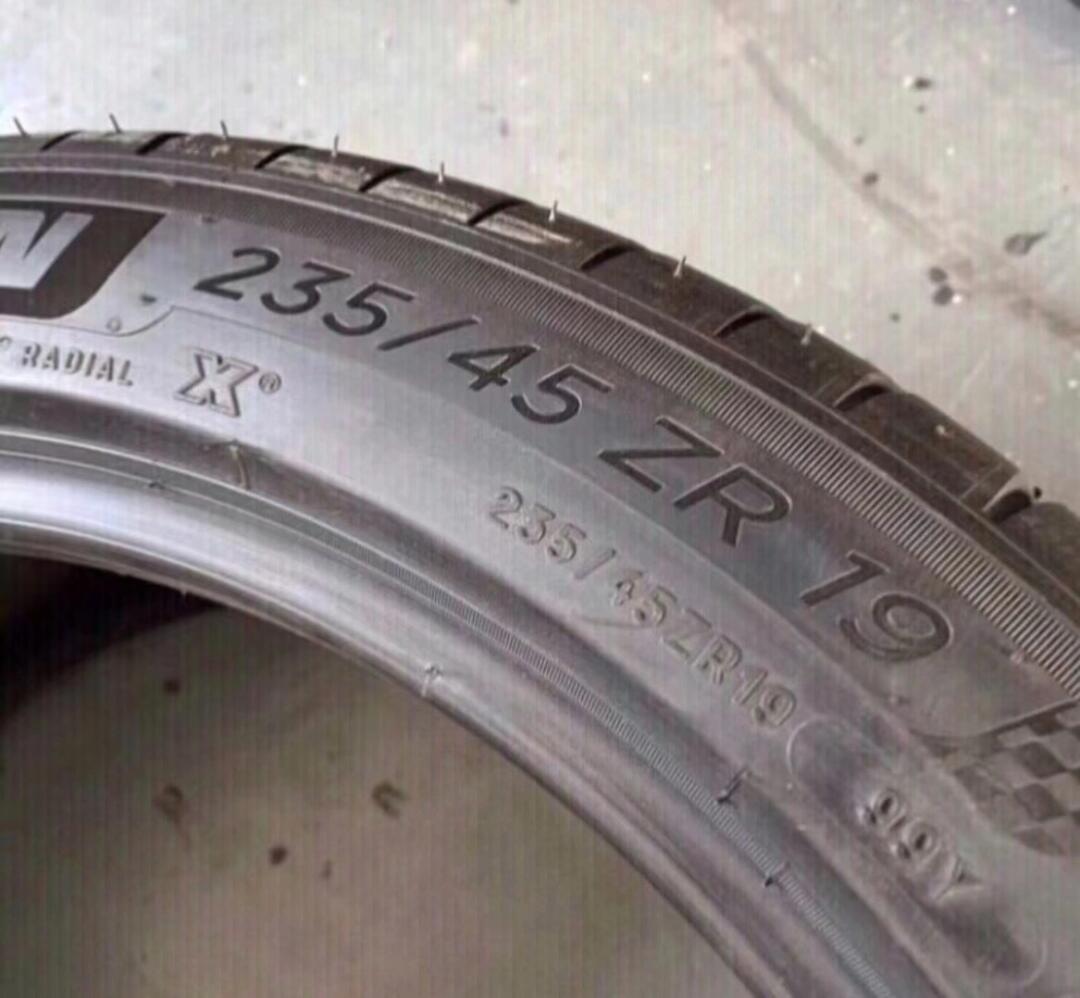 荣威rx5原厂19寸米其林轮胎