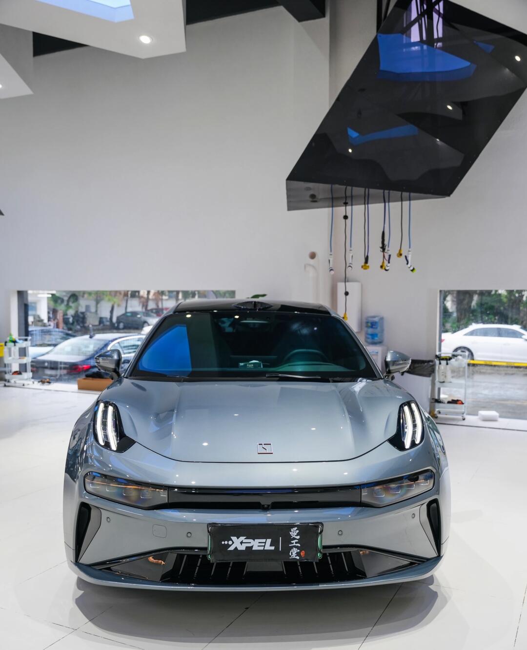 新款极氪001镭射灰真成小众选择啦?