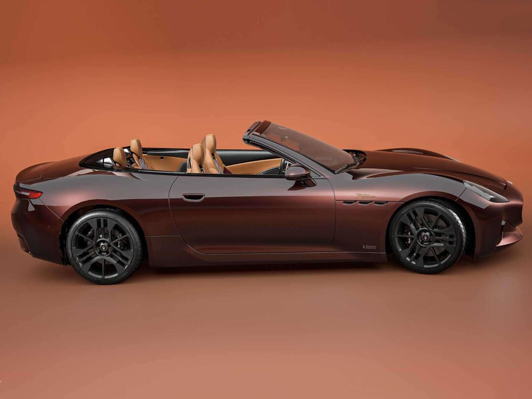 玛莎拉蒂grancabrio纯电敞篷跑车特别版本