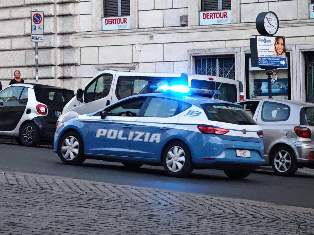polizia - 意大利🇮🇹警车街拍