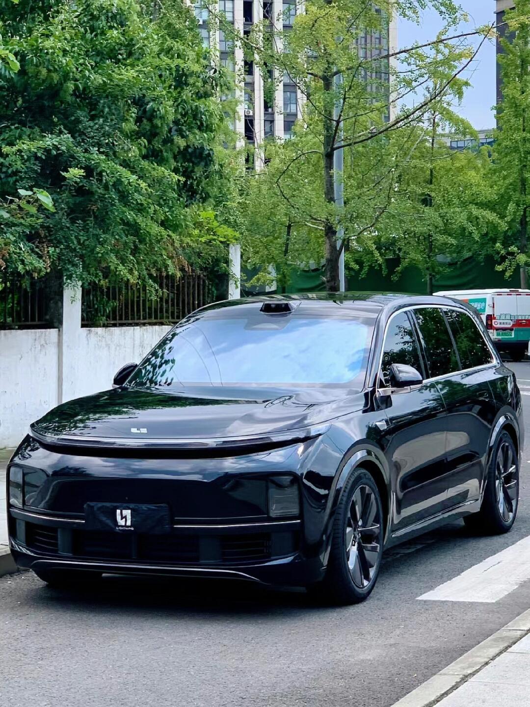 理想l99797我愿称它为最美suv757575