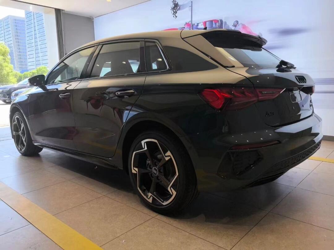 奥迪a3 sportback时尚运动 留学生免税车