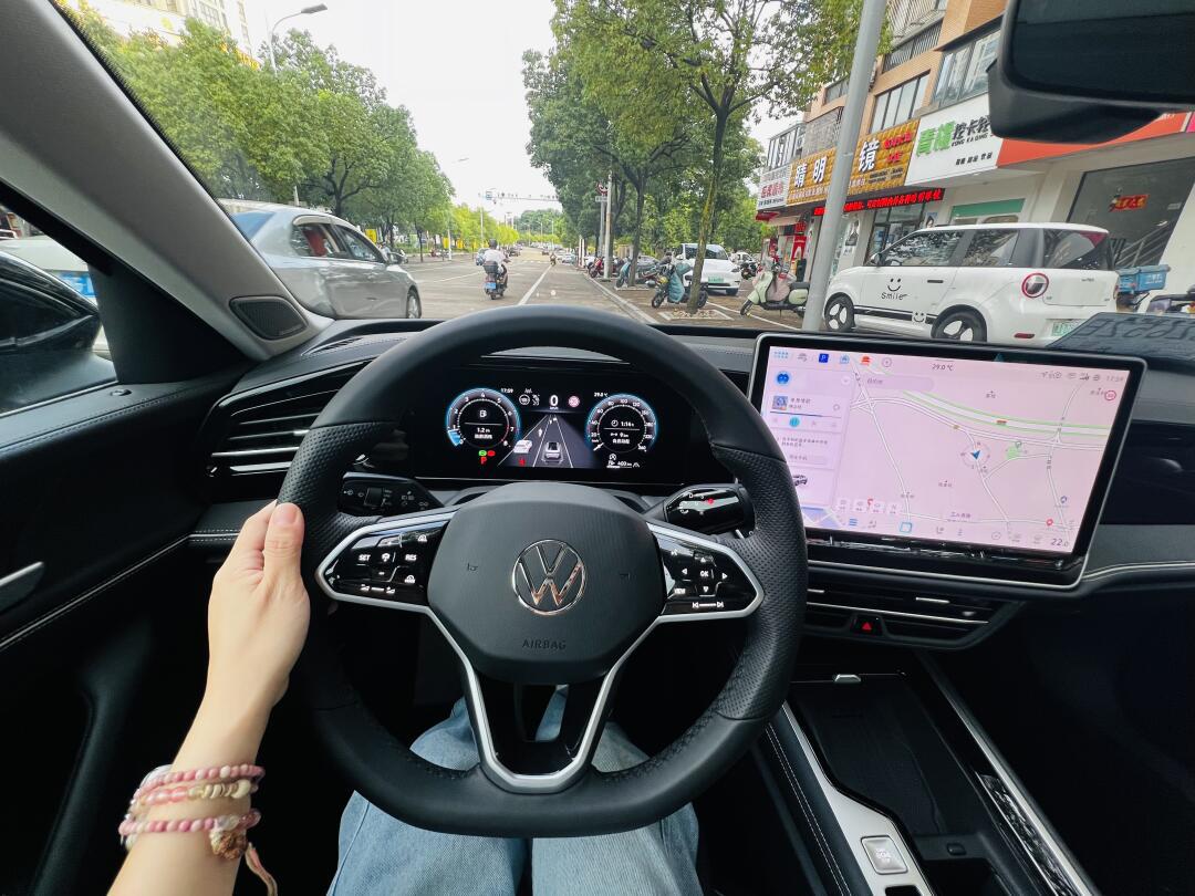 女司机的迈腾b9试驾体验!_有钱人的社区_易车社区