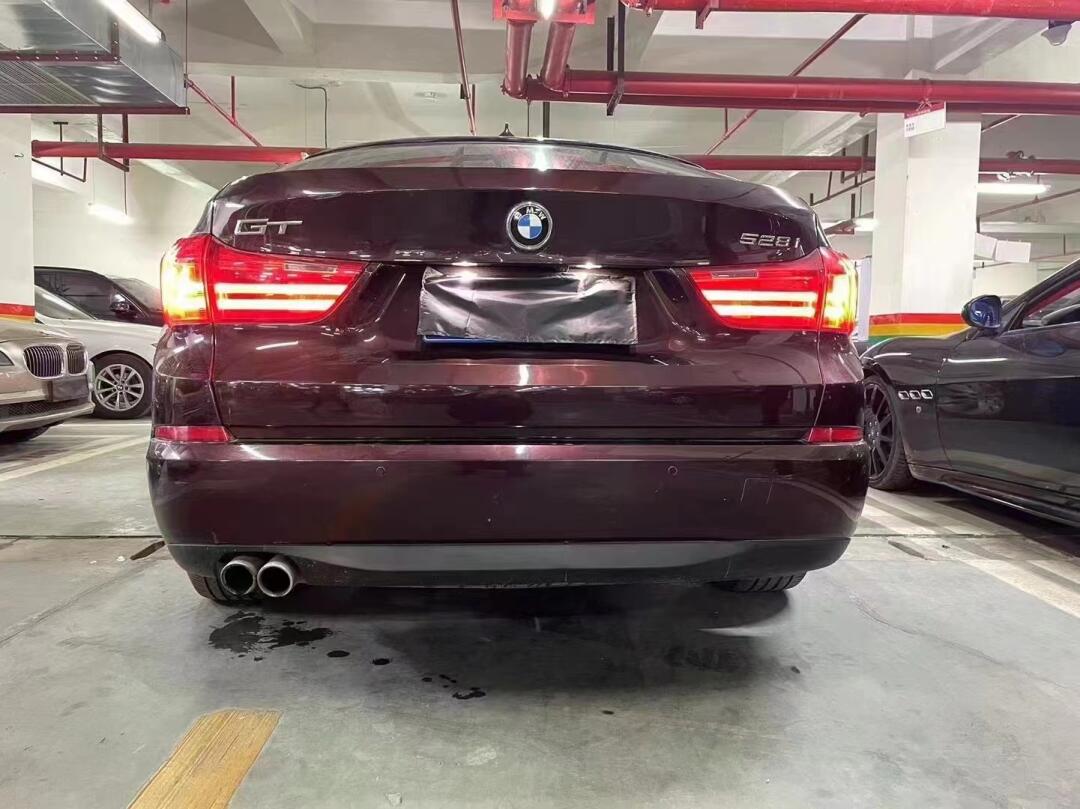 当前位置:>易车>社区>宝马5系社区>【型号】15年宝马528gt【户籍】渝d