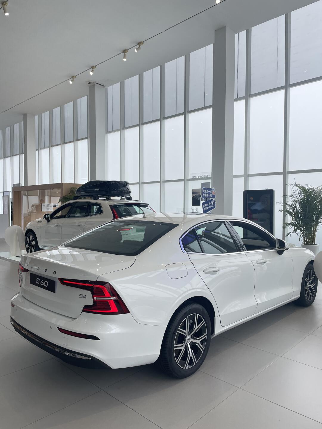 蹲个沃尔沃s60的准车主 【沃尔沃s60]-安全与奢华的完美融合安全至上