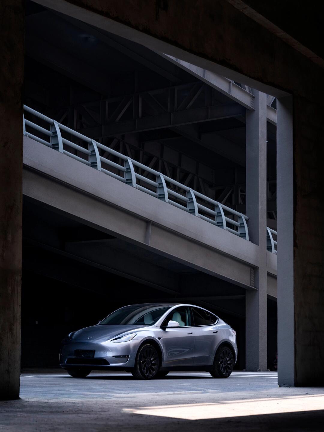 特斯拉model y三个版本怎么选?_model y社区_易车社区