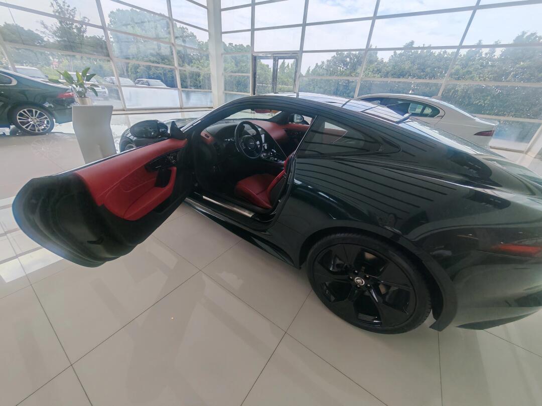 最美跑车捷豹f-type绿红_捷豹f-type社区_易车社区