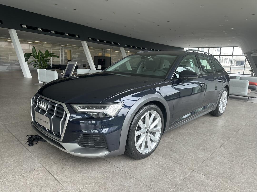 奥迪 a6 allroad 人生就是一场旅行,而奥迪旅行车,是您旅途中最完美的