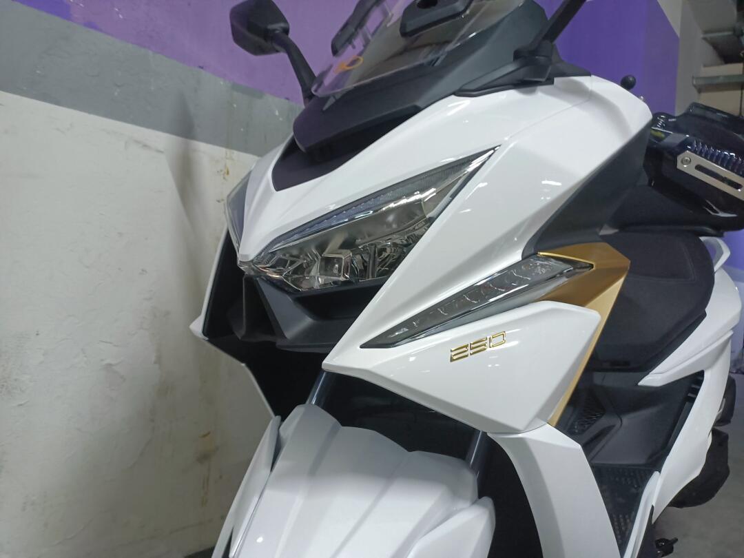 叮!光阳st250纪念版【白金】