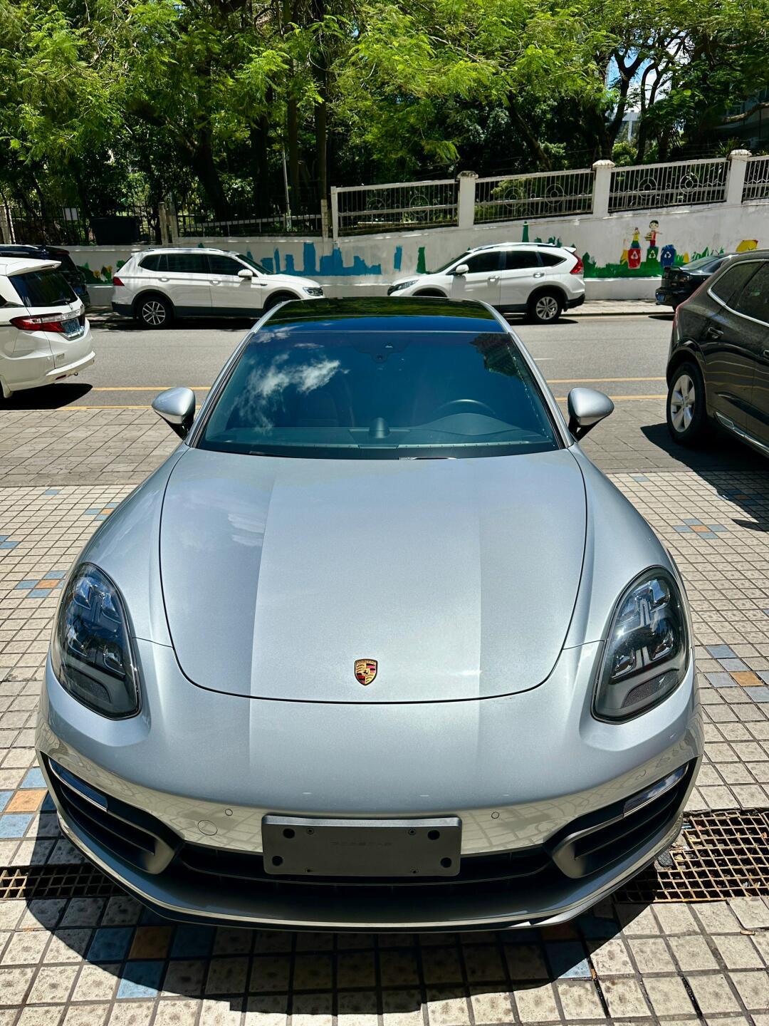 白云石的帕美真的很好看,特别是在阳光下99_保时捷panamera社区