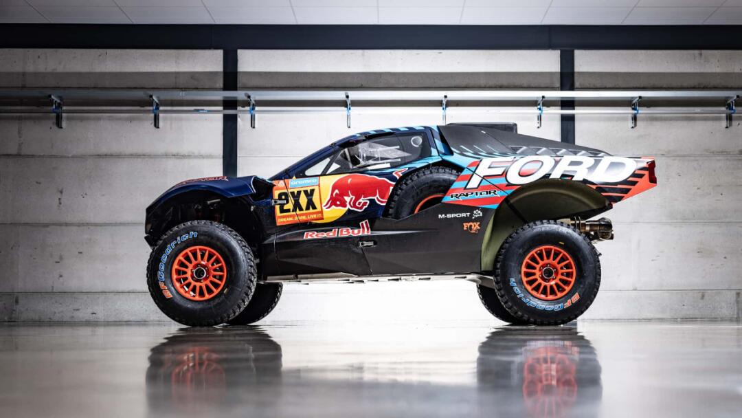 福特raptor猛禽t1 达喀尔赛车看起来非常猛