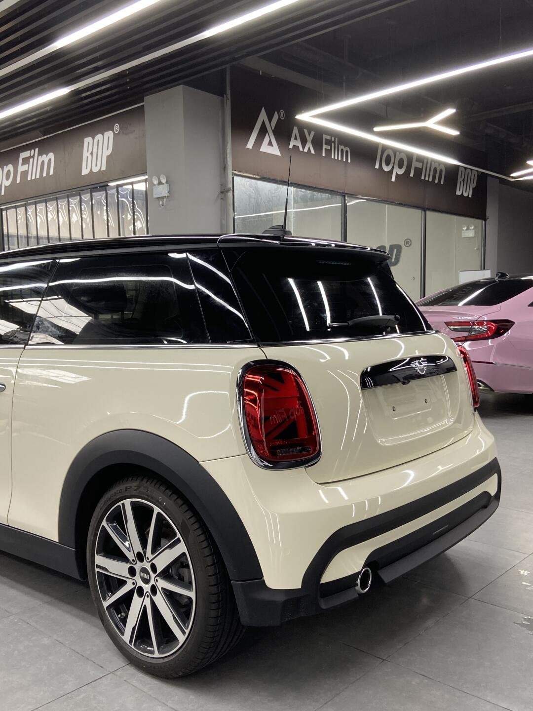 mini跟胡椒白简直太搭了!