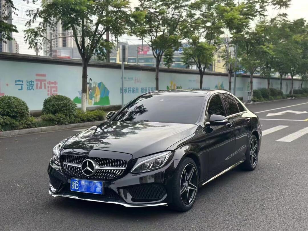15年11月 奔驰c200 四驱 前嘴小瑕疵 发变巅峰 蓝牙音乐 分离式双天窗