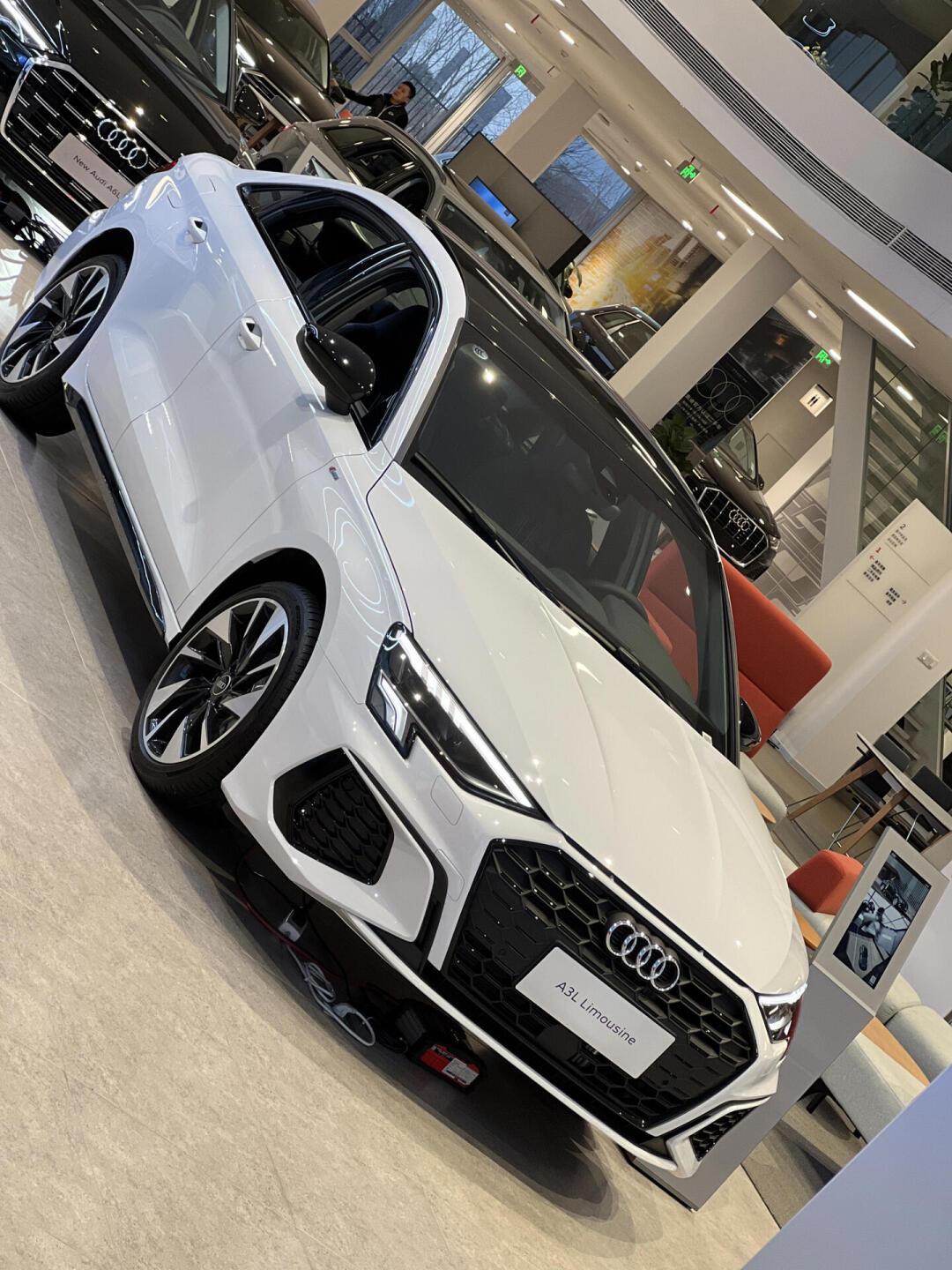 奥迪a3l15万 落地,好开又省油!