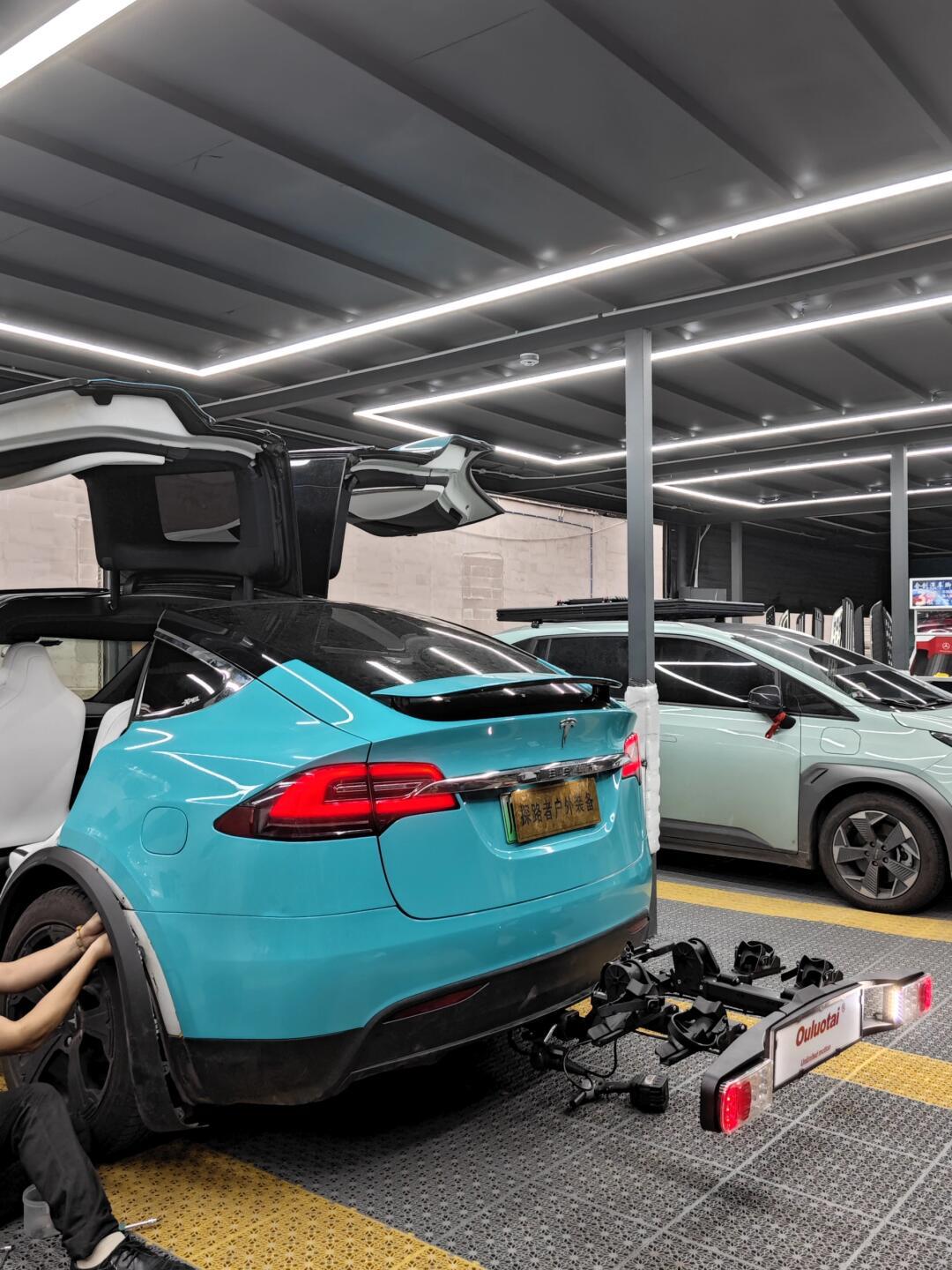 特斯拉modelx鹰翼门_model x社区_易车社区