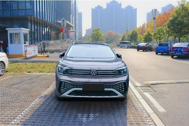 一汽-大众id.6 crozz"颜色"丰富