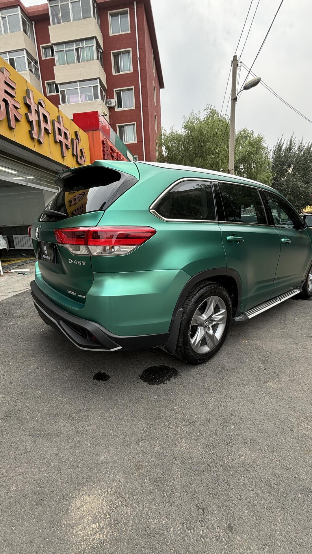 丰田 汉兰达 电光金属祖母绿