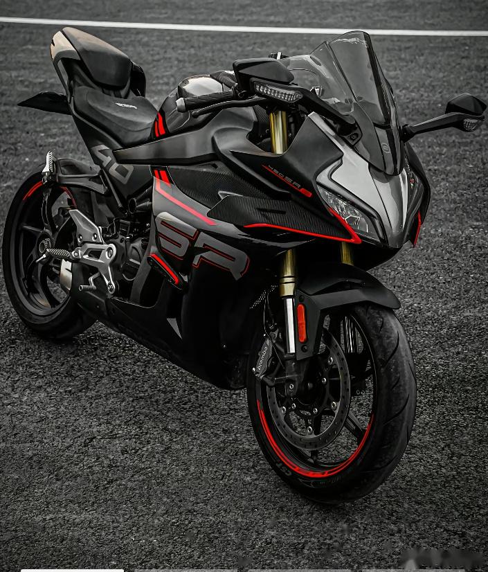 玩车一年内从cf250sr-本田cbr650r-cf450sr-钱江赛921