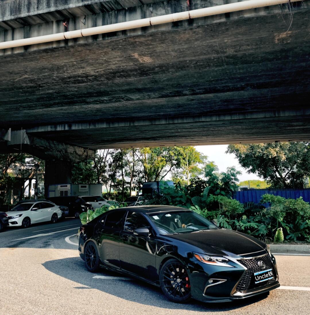 优雅永不过时-老款雷克萨斯es300h