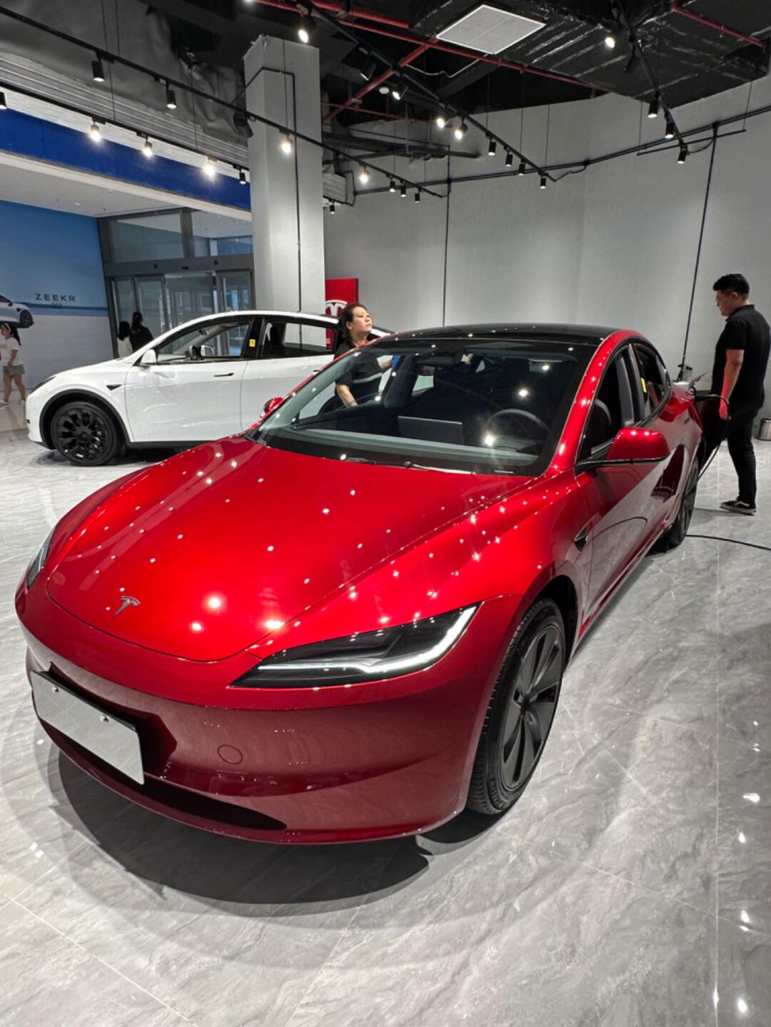 试驾特斯拉model 3:操控与舒适的新平衡