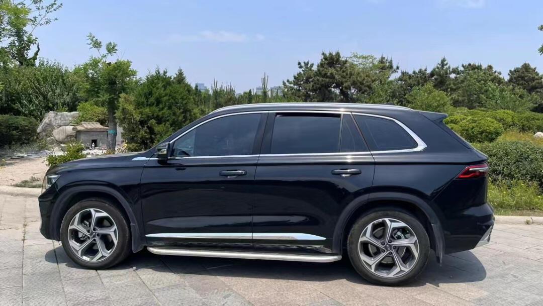 吉利星越 l 智擎是一款油电混动的紧凑型 suv - 外观