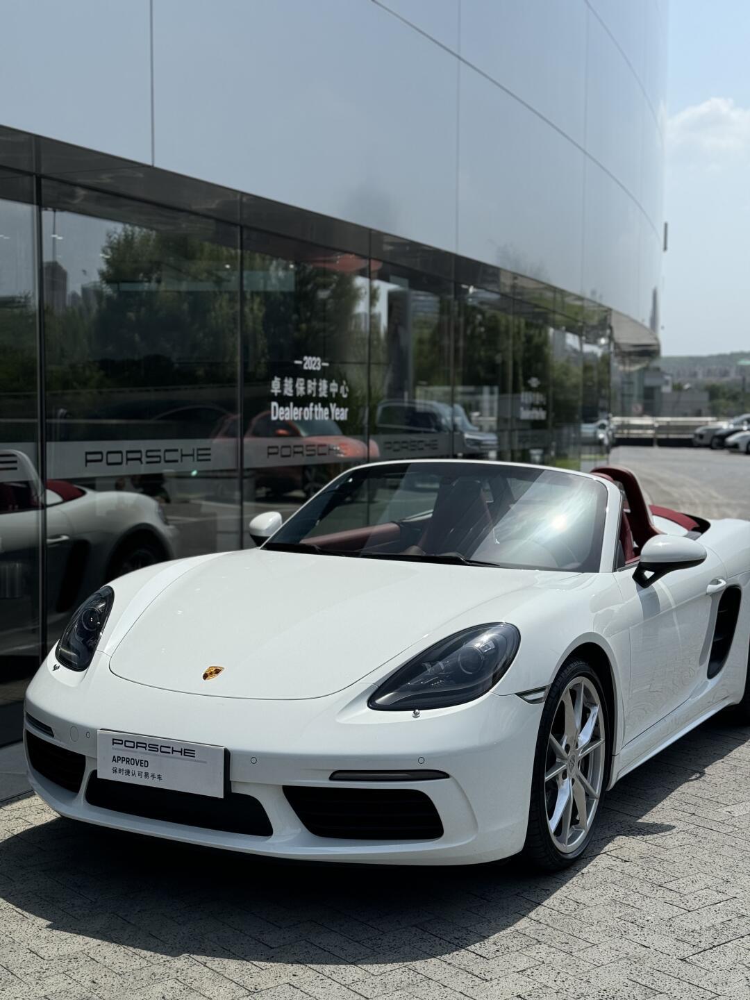 仅行驶6000公里的保时捷718boxster