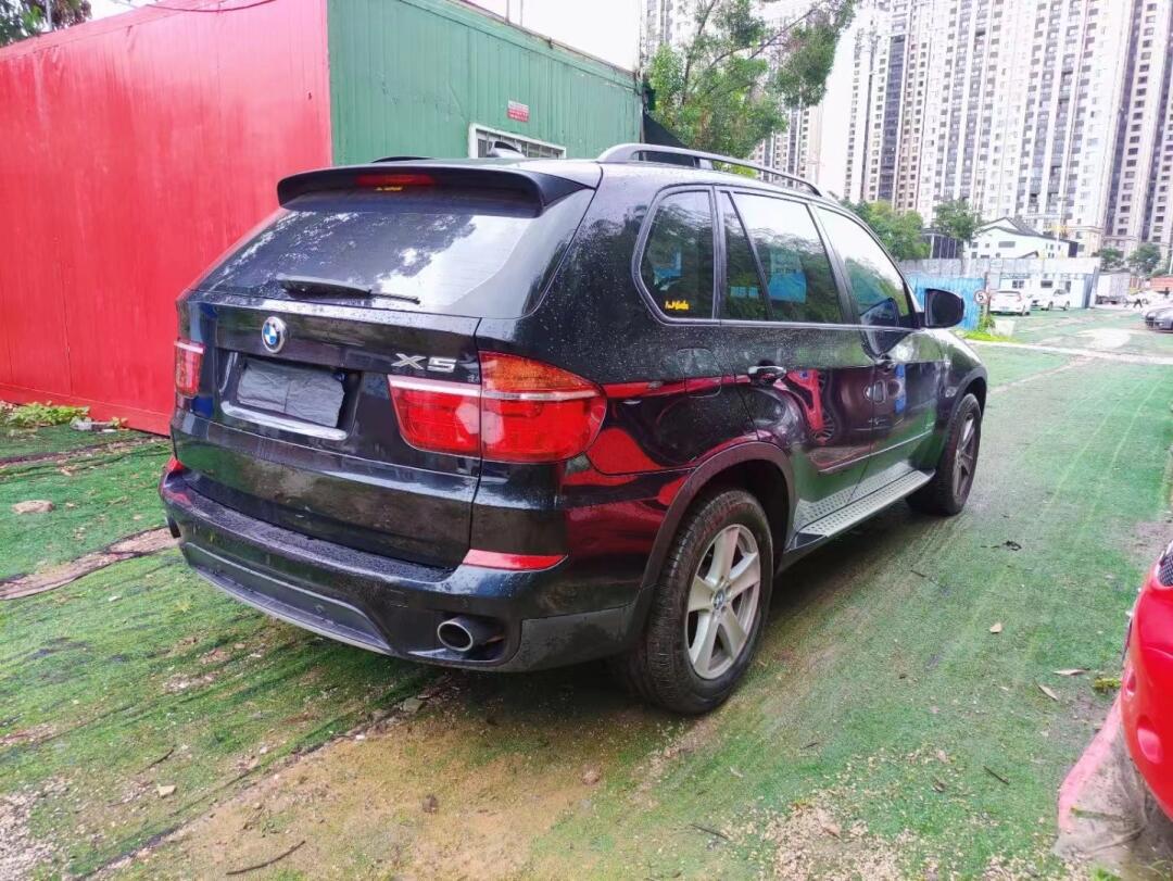12年2月宝马x5(进口),3.0txdrive35i,两手户,十三万公里,全款