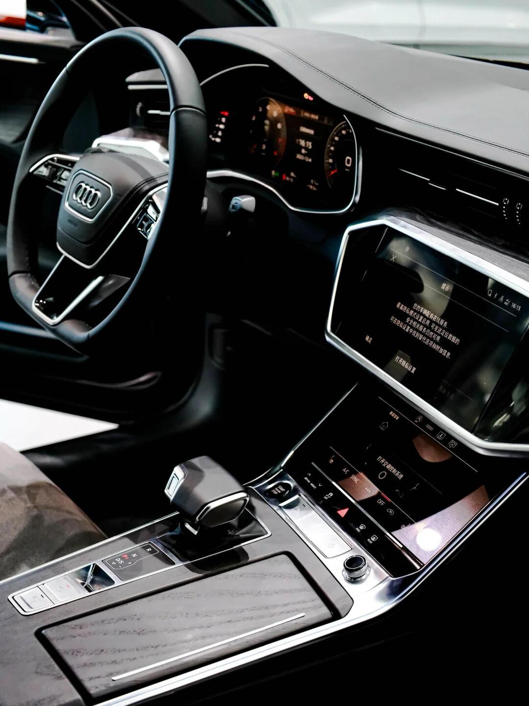 78豪华与科技并重—奥迪 a6l,您的理想座驾