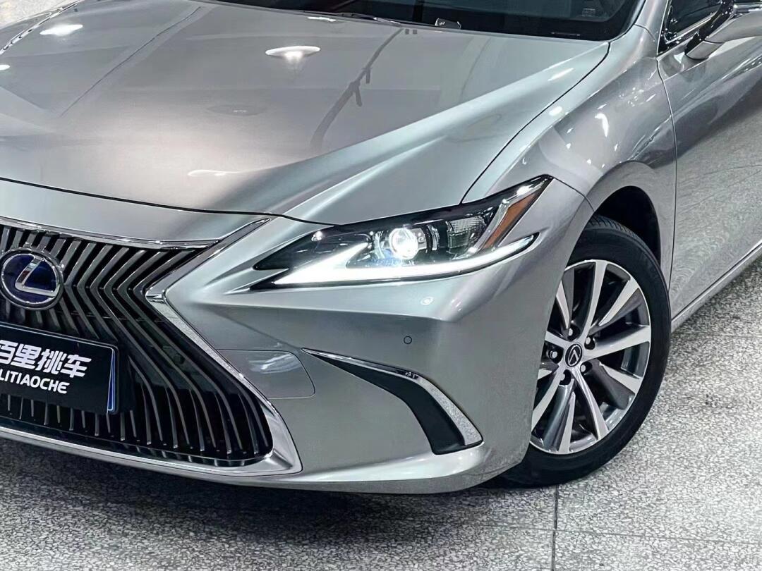 当前位置:>易车>社区>雷克萨斯es社区>20年es300h卓越版6.4万公里.