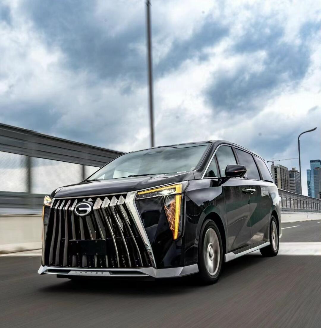 11566公司主营车辆商务车全系 6座 7座 9座均有08 21566