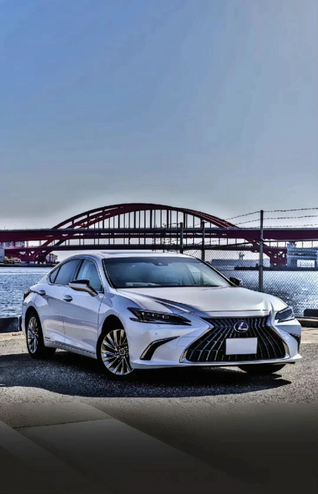 2024,雷克萨斯es300h是你的选择吗96