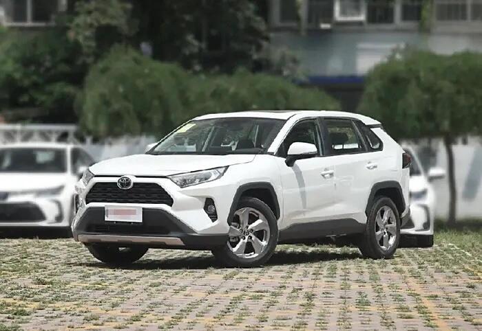 一汽丰田放家族,荣放值得信赖