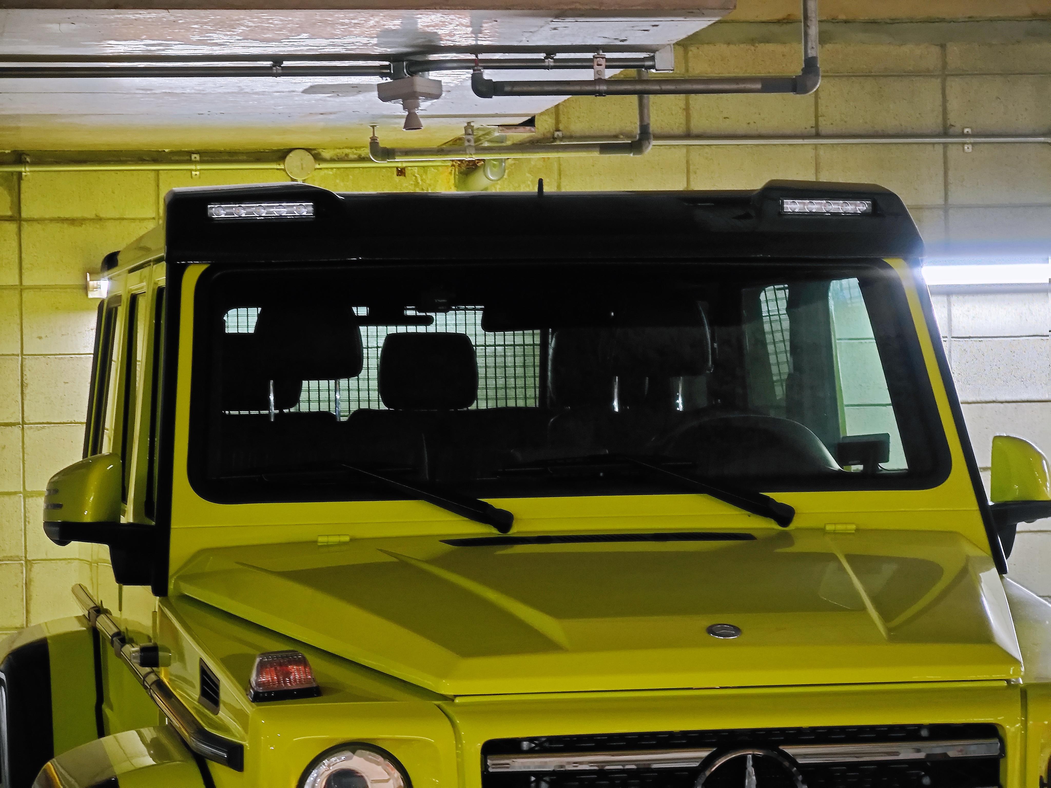 偶遇奔驰大g王:g550 4×4² 能下大g的地库不少,但能让大g平方站着