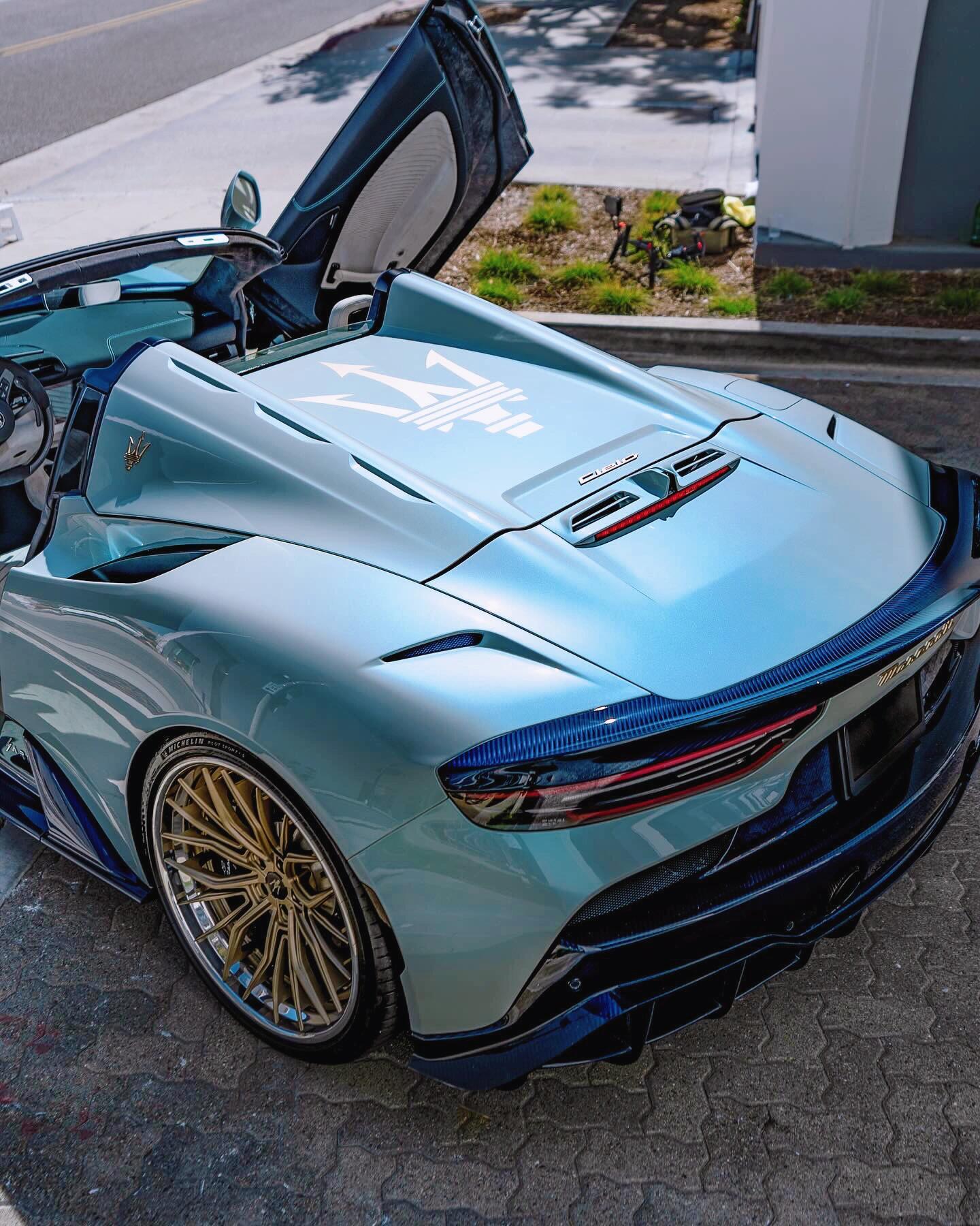 推出一款新式跑车玛莎拉蒂mc20 车身尺寸4669/2178/1224mm,轴2