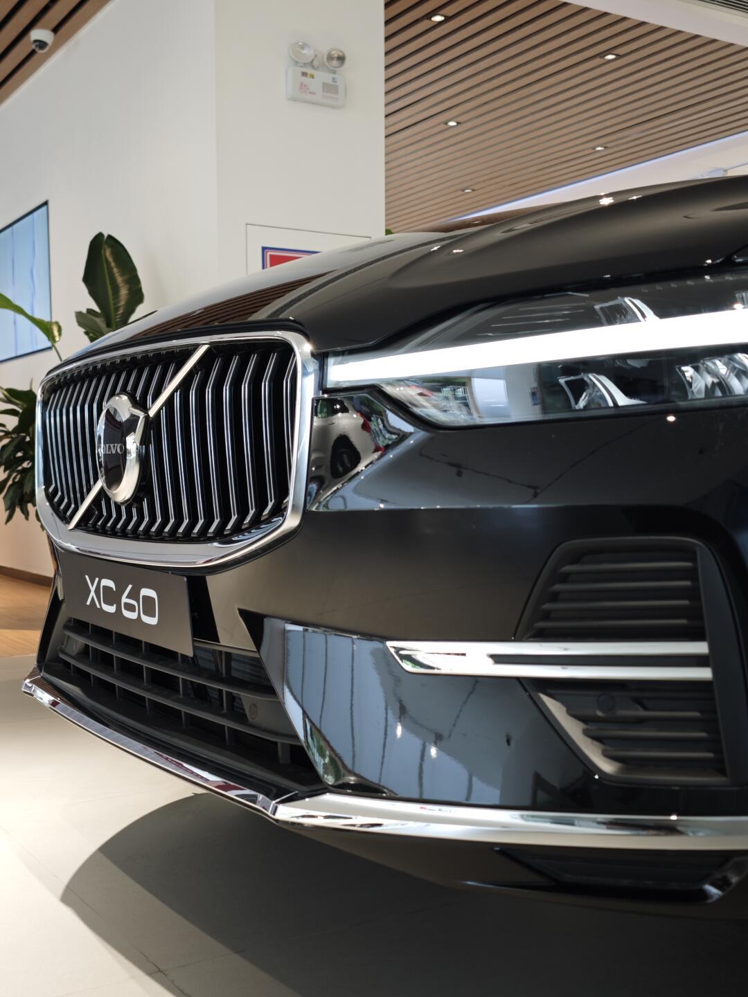 o尔o汽车xc60图片