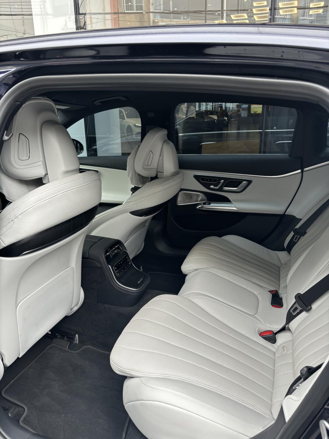 奔驰e300白色的好好看!