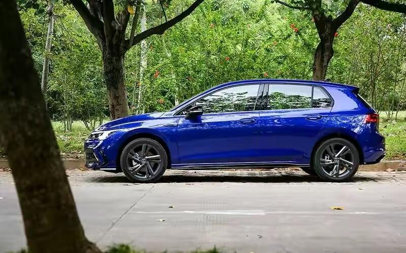 一汽-大众高尔夫50周年传奇版