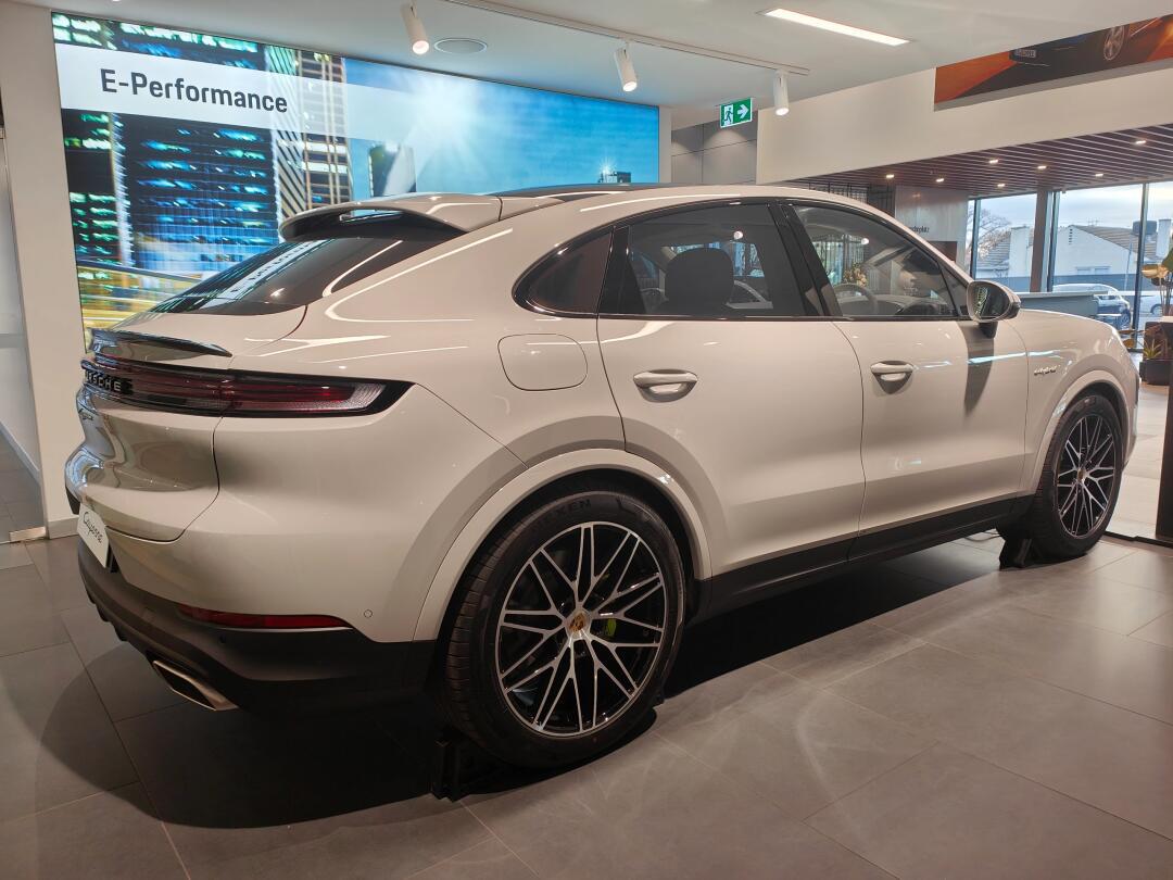 crayon混动卡宴coupe_保时捷cayenne社区_易车社区