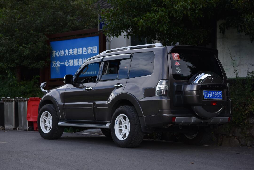 一台被忽略的好车:三菱帕杰罗pajero