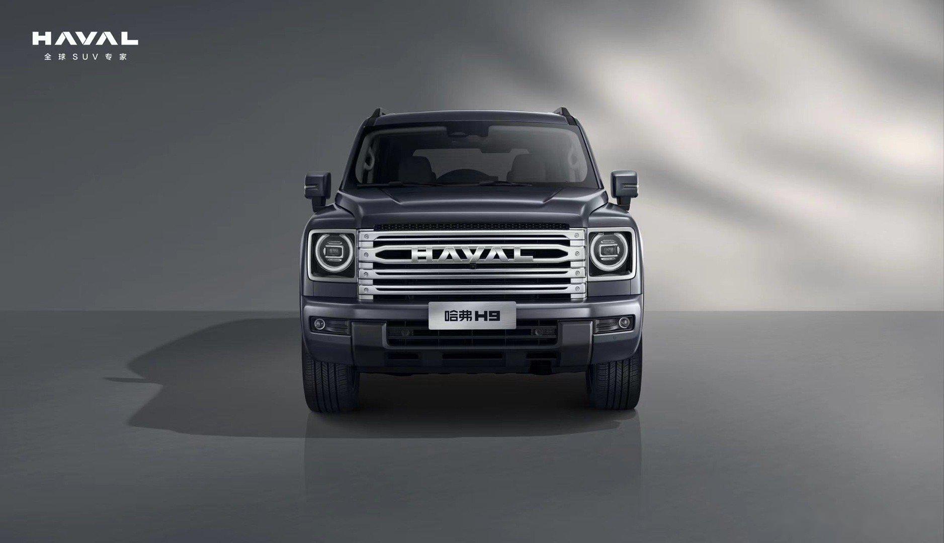 客观来说,配置这一块,确实领先同级竞品,比如全新丰田普拉多.