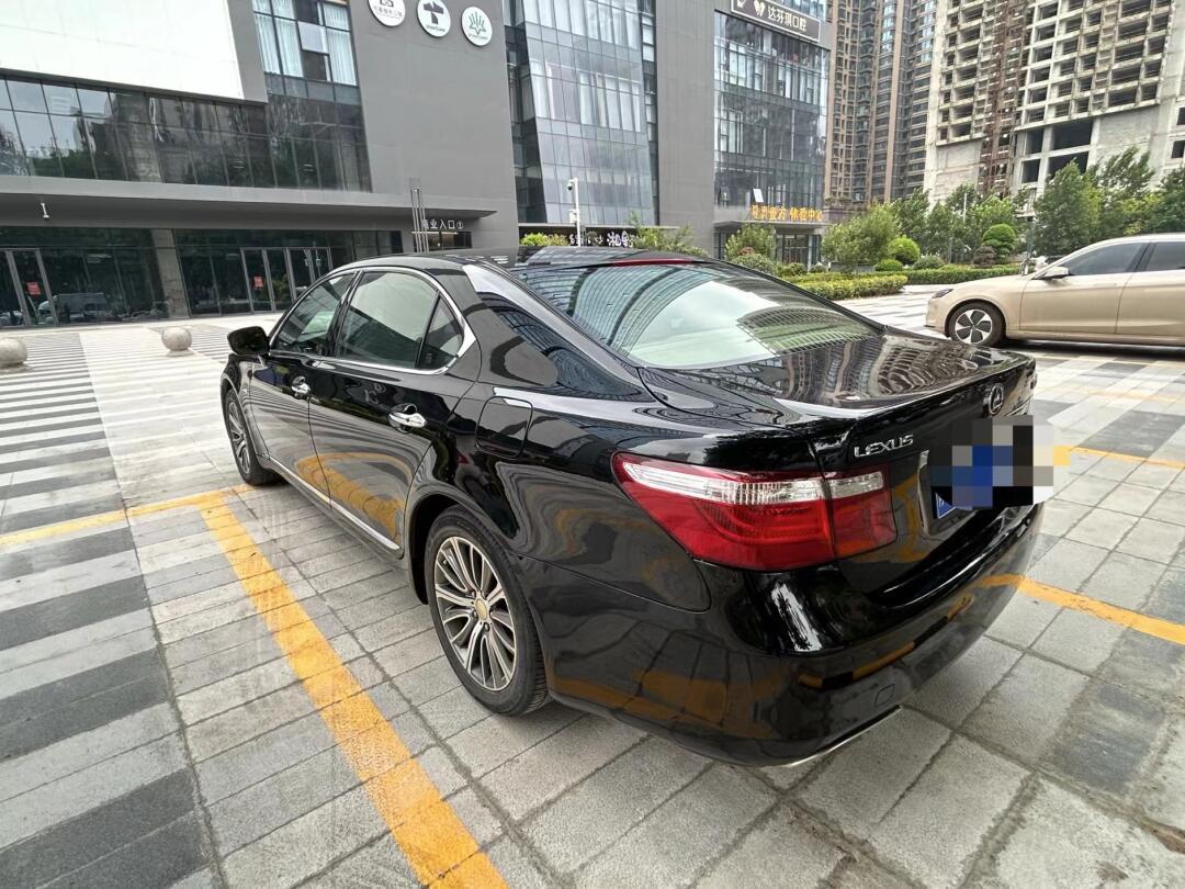 >易车>社区>雷克萨斯ls社区>卖车价格便宜雷克萨斯ls460l>1080_810